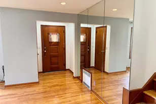 2465 Camner St, Fort Lee, NJ 07024 - Photo 3