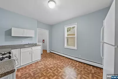 73 Berkeley Avenue, Bloomfield, NJ 07003 - Photo 27