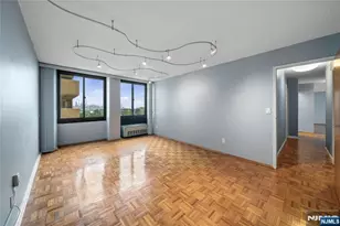 200 Winston Dr 718, Cliffside Park, NJ 07010 - Photo 23