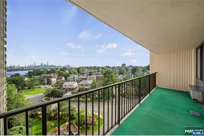 200 Winston Drive 718 #718, Cliffside Park, NJ 07010 - Photo 13
