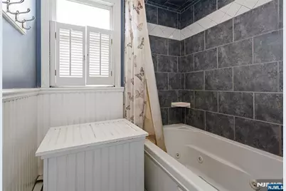 10 Wendy Terrace, Garfield, NJ 07026 - Photo 11