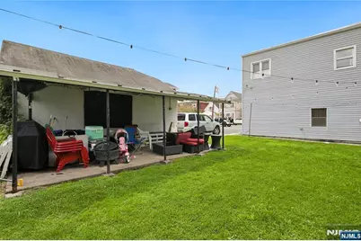 25 Grunwald Street, Clifton, NJ 07013 - Photo 19