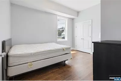 25 Grunwald Street, Clifton, NJ 07013 - Photo 11