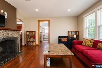 315 Shepard Avenue, Englewood, NJ 07631 - Photo 5