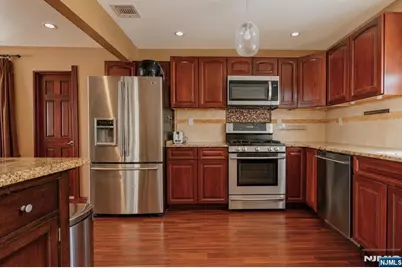 315 Shepard Avenue, Englewood, NJ 07631 - Photo 7