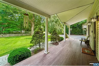 58 Powell Road, Allendale, NJ 07401 - Photo 3