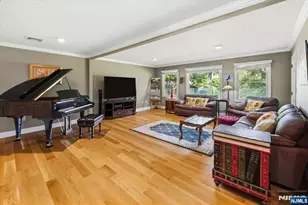 30 Beverly Rd, Glen Rock, NJ 07452 - Photo 11