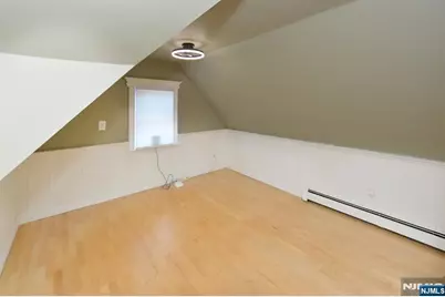 111 Cresskill Avenue, Dumont, NJ 07628 - Photo 21
