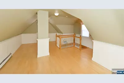 111 Cresskill Avenue, Dumont, NJ 07628 - Photo 23