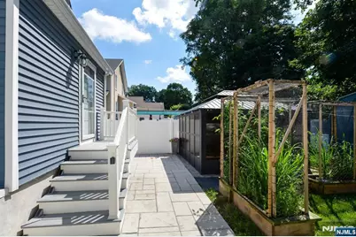 111 Cresskill Avenue, Dumont, NJ 07628 - Photo 31