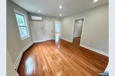 35 Claremont Avenue 2 #2, Montclair, NJ 07042 - Photo 7