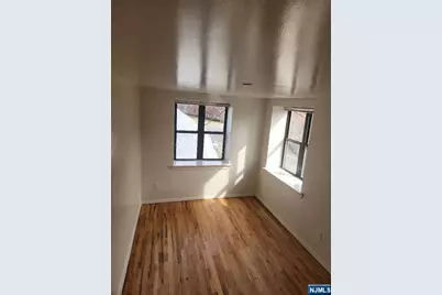 840 River 301 #301, Edgewater, NJ 07020 - Photo 5