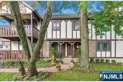 909 Thoreau Court 909 #909, Mahwah, NJ 07430 - Photo 1
