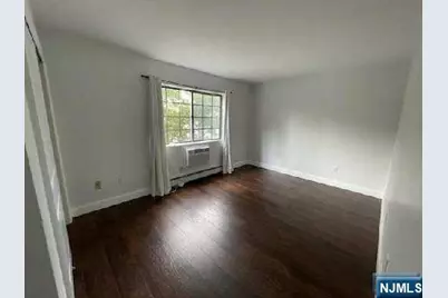 909 Thoreau Court 909 #909, Mahwah, NJ 07430 - Photo 15