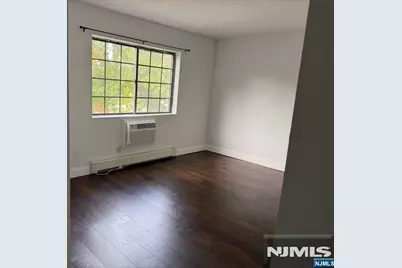 909 Thoreau Court 909 #909, Mahwah, NJ 07430 - Photo 17