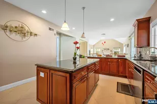 683 Victoria Ave, Paramus, NJ 07652 - Photo 17