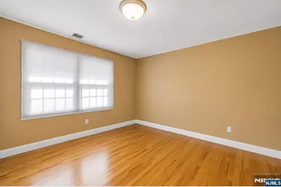 683 Victoria Avenue, Paramus, NJ 07652 - Photo 31