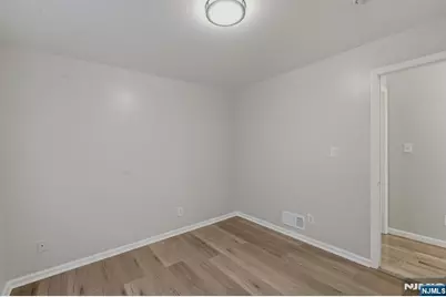 629 18th Street, Newark, NJ 07103 - Photo 29