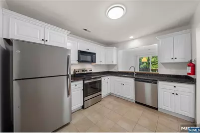 764 Charles Court, Fort Lee, NJ 07024 - Photo 3