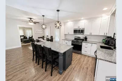 14-16 Livingston Avenue, Lyndhurst Township, NJ 07071 - Photo 11