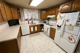 14-16 Livingston Ave, Lyndhurst Township, NJ 07071 - Photo 29