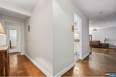 326 Bridge 1-G #1-G, Fort Lee, NJ 07024 - Photo 7