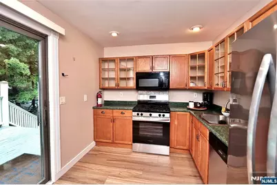 44 Christopher Street, Montclair, NJ 07042 - Photo 17