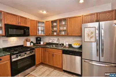44 Christopher Street, Montclair, NJ 07042 - Photo 25
