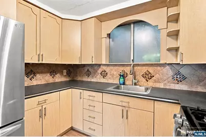 61 Union Avenue D3 #D3, Belleville, NJ 07109 - Photo 9
