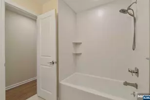 35 Old Chimney Rd, Upper Saddle River, NJ 07458 - Photo 17