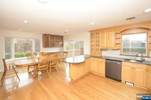 43-20 Union St, Fair Lawn, NJ 07410 - Photo 7