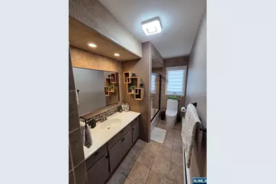 181 Midland Avenue, Garfield, NJ 07026 - Photo 33