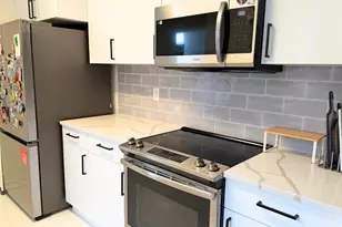 800 River Road 333, Edgewater, NJ 07020 - Photo 3