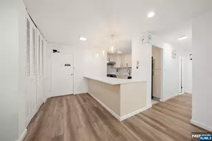 1 Wall Street 2E, Fort Lee, NJ 07024 - Photo 7