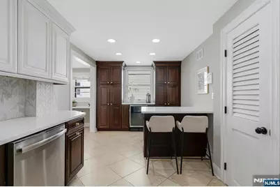 20 W Saddle River Road, Waldwick, NJ 07463 - Photo 9