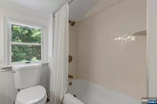 20 W Saddle River Rd, Waldwick, NJ 07463 - Photo 29