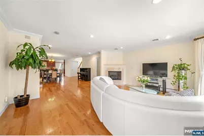 233 Knox Avenue C0001 #C0001, Cliffside Park, NJ 07010 - Photo 5