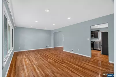 11 Lockwood Lane, Closter, NJ 07624 - Photo 5