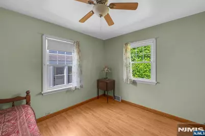 722 7th Street, Carlstadt, NJ 07072 - Photo 9