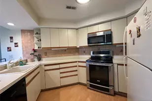 1488 Westgate Dr, Fort Lee, NJ 07024 - Photo 3