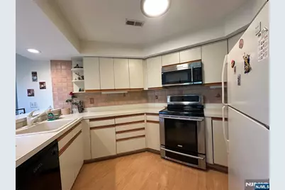 1488 Westgate Drive, Fort Lee, NJ 07024 - Photo 3