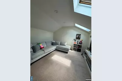 1488 Westgate Drive, Fort Lee, NJ 07024 - Photo 11