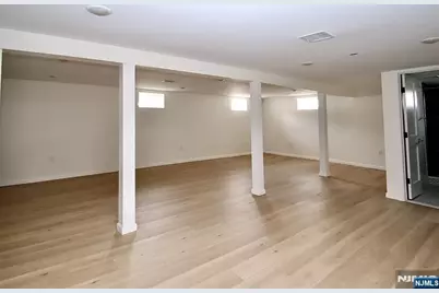 9-02 3rd Street, Fair Lawn, NJ 07410 - Photo 23