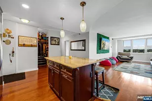 555 North Ave 11E, Fort Lee, NJ 07024 - Photo 3