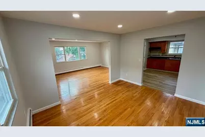 716 Jefferson Avenue Apt 2 #Apt 2, Cliffside Park, NJ 07010 - Photo 1
