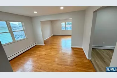716 Jefferson Avenue Apt 2 #Apt 2, Cliffside Park, NJ 07010 - Photo 5