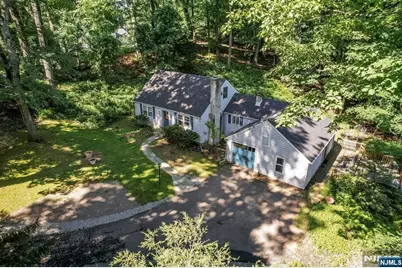 2 Nydam Lane, Franklin Lakes, NJ 07417 - Photo 11