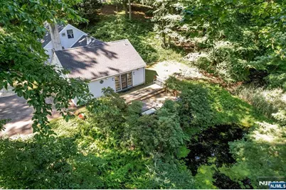 2 Nydam Lane, Franklin Lakes, NJ 07417 - Photo 17