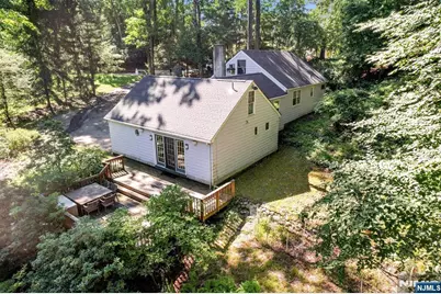 2 Nydam Lane, Franklin Lakes, NJ 07417 - Photo 13