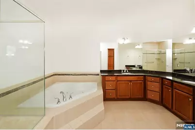99 Windsor Lane, Ramsey, NJ 07446 - Photo 21